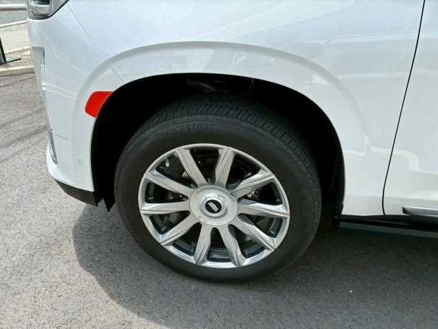 Cadillac Escalade 2022 — миниатюра 5