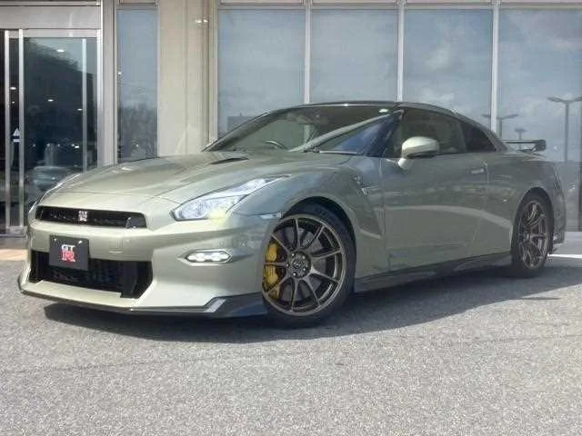 Nissan Nissan GT-R 2023 — фото 1, купить с доставкой в Москву