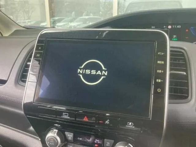 Nissan Serena 2022 — миниатюра 4