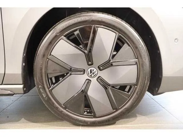 Volkswagen Passat 2025 — миниатюра 3