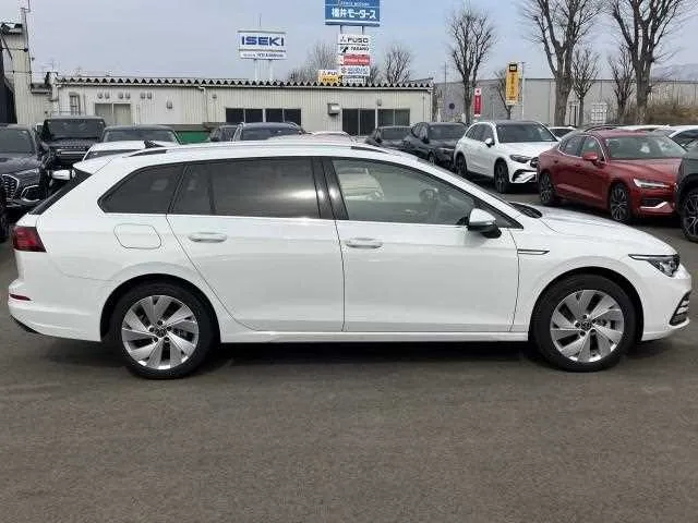Volkswagen Golf Variant 2023 — миниатюра 4