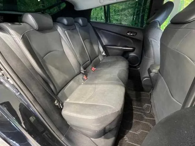 Toyota Prius 2022 — миниатюра 3