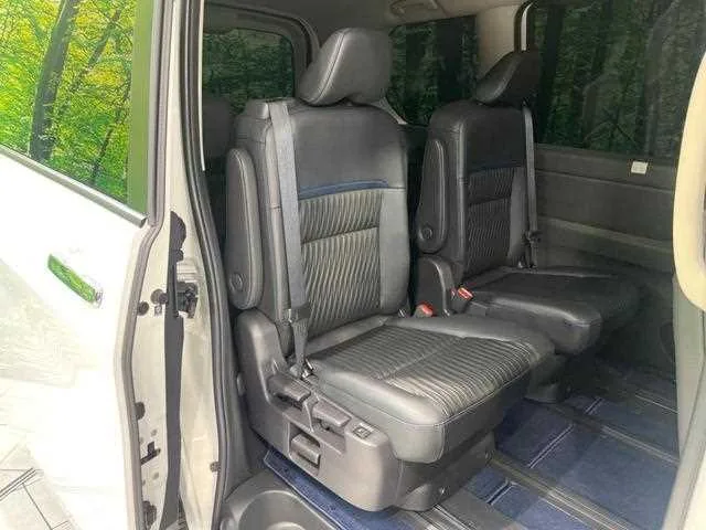 Nissan Serena 2023 — миниатюра 5