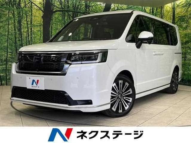 Honda Step WGN 2023 — фото 1, купить с доставкой в Москву