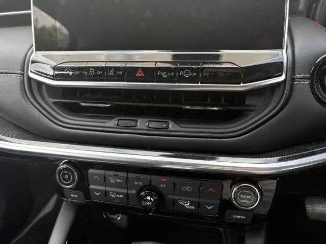 Jeep Commander 2025 — миниатюра 5