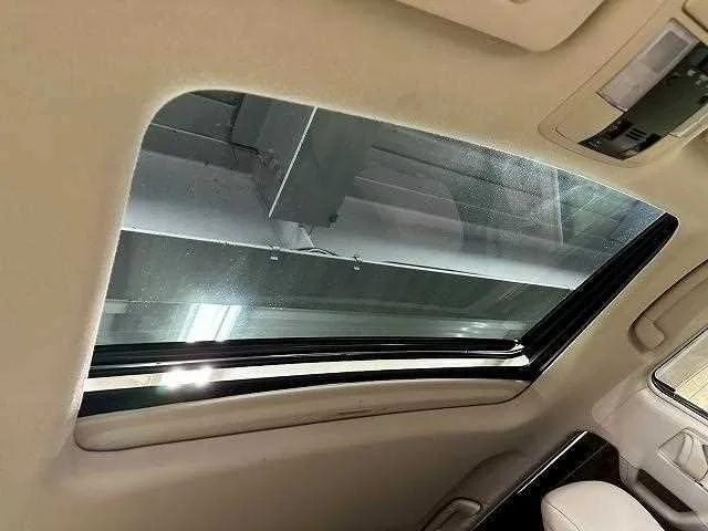 Toyota Land Cruiser Prado 2023 — миниатюра 2