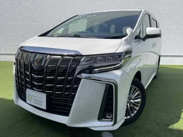 Toyota Alphard Hybrid 2022 — фото 1, купить с доставкой в Москву