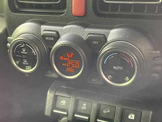 Suzuki Jimny 2025 — миниатюра 5