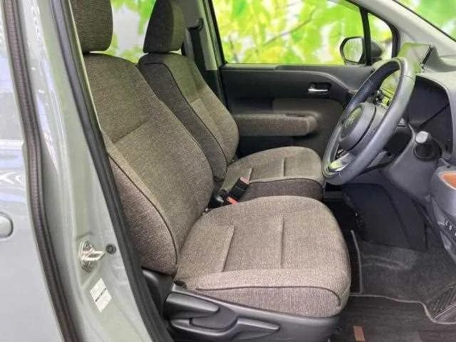 Toyota Sienta 2022 — миниатюра 4