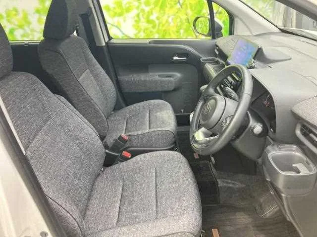 Toyota Sienta Z 2023 — миниатюра 4