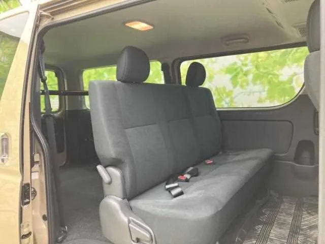 Toyota Hiace Van 2024 — миниатюра 2