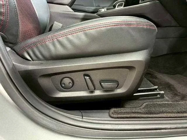 Mitsubishi Outlander G 2022 — миниатюра 3