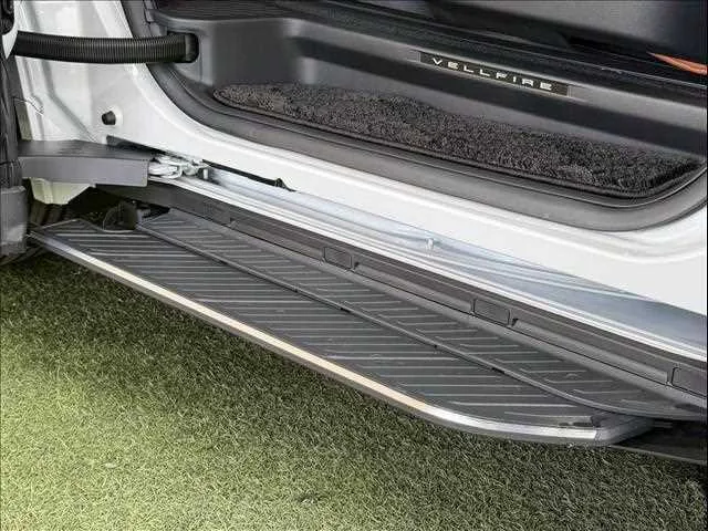 Toyota Vellfire Z Premier 2024 — миниатюра 3