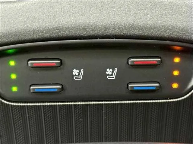 Toyota Harrier Hybrid Z Leather Package 2023 — миниатюра 5