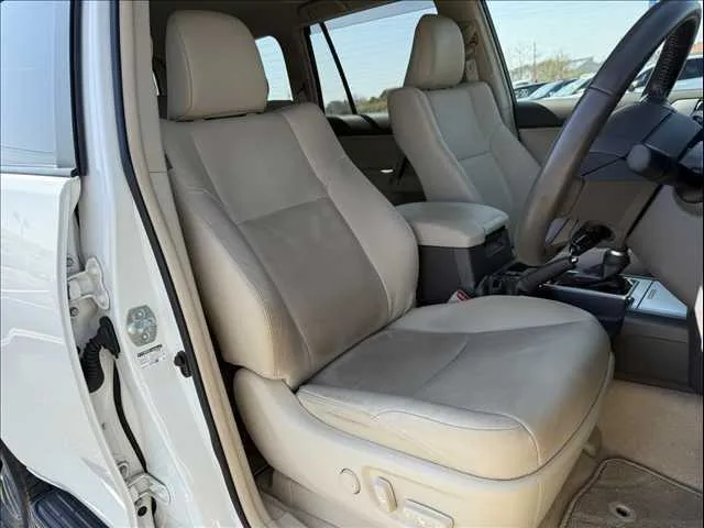 Toyota Land Cruiser Prado 2022 — миниатюра 2