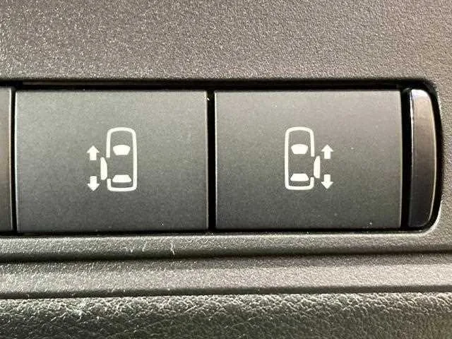 Nissan Serena 2023 — миниатюра 3