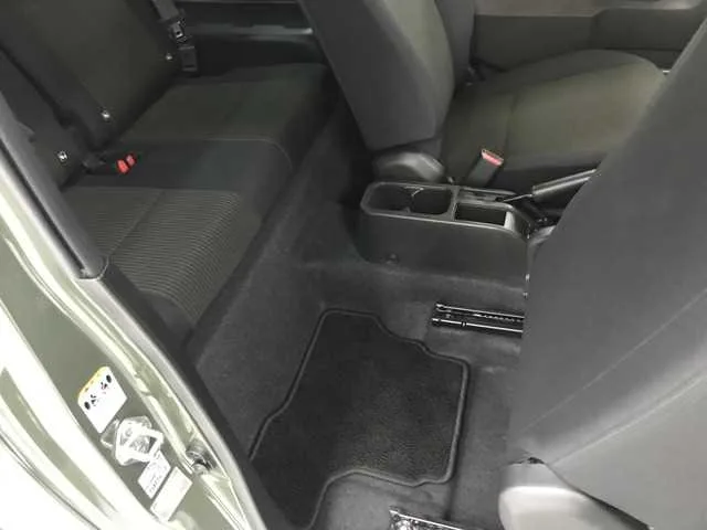 Suzuki Jimny 2022 — миниатюра 3