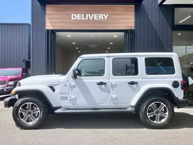 Jeep Wrangler 2023 — миниатюра 2