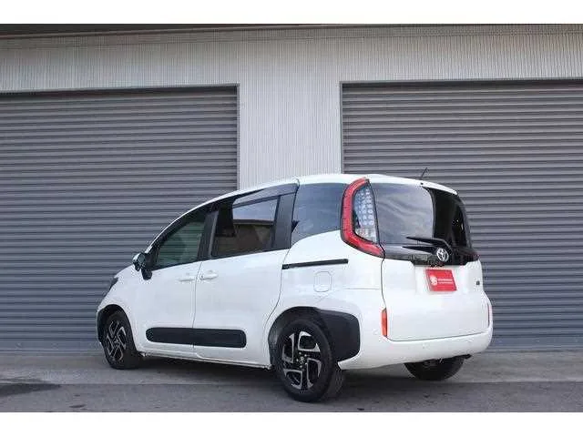 Toyota Sienta 2023 — миниатюра 4