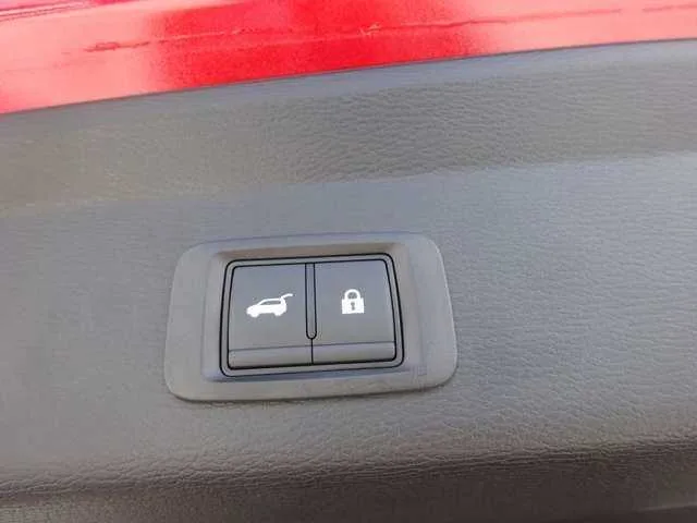 Mitsubishi Outlander PHEV 2.4 P PKG 4WD 2024 — миниатюра 5