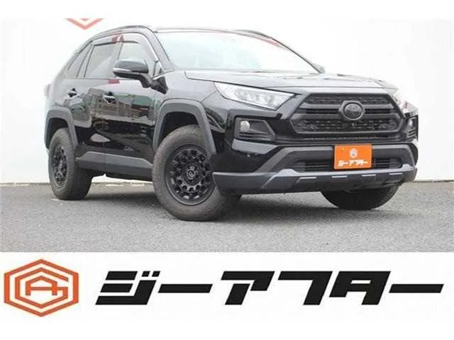 Toyota RAV4 2023 — фото 1, купить с доставкой в Москву