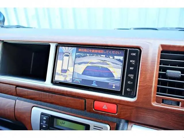 Toyota Hiace Wagon 2022 — миниатюра 3