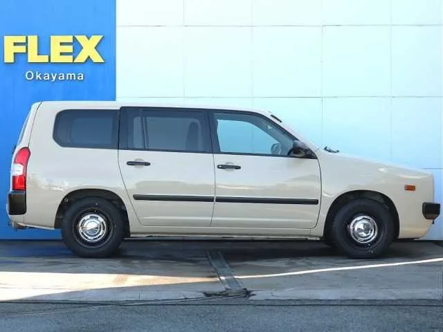 Toyota Probox Van 2022 — миниатюра 2