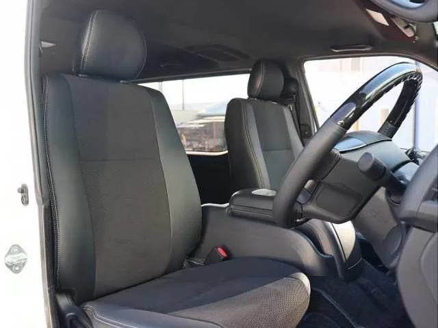 Toyota Hiace Van 2022 — миниатюра 4
