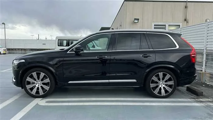 Volvo XC90 T8 AWD 2022 — миниатюра 2
