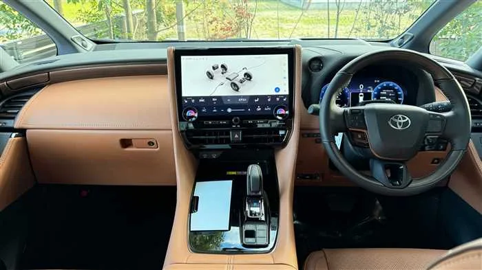 Toyota Vellfire PHEV 2025 — миниатюра 2