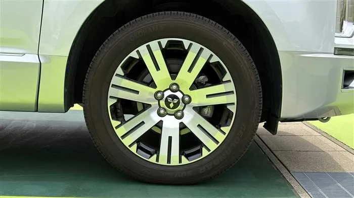 Mitsubishi Delica D:5 P 2023 — миниатюра 3