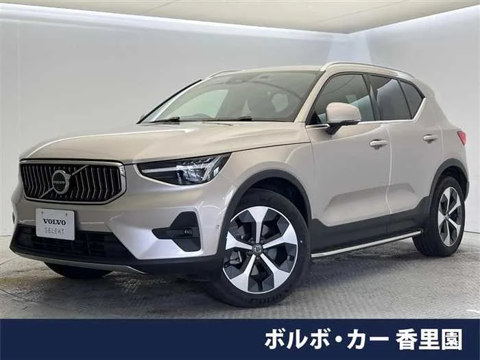 Volvo XC40 2023 — миниатюра 4