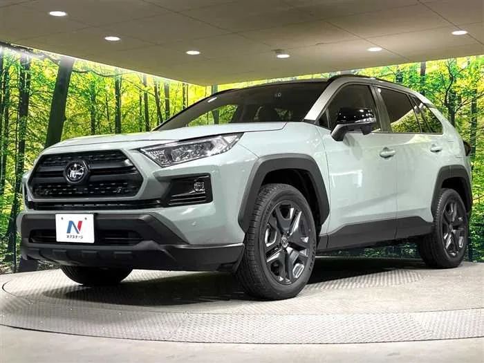 Toyota RAV4 2023 — миниатюра 2