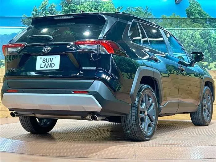 Toyota RAV4 2024 — миниатюра 3