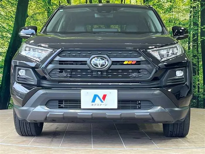 Toyota RAV4 2023 — миниатюра 3
