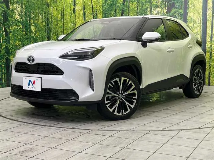 Toyota Yaris Cross 2025 — фото 1, купить с доставкой в Москву