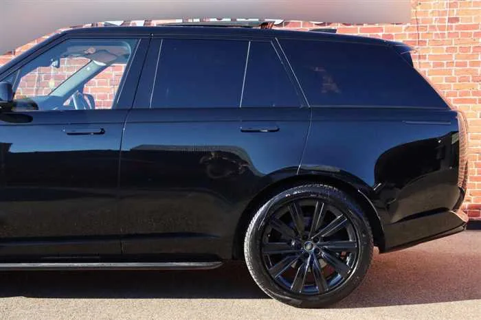 Land Rover Range Rover AUTOMATIC DIESEL 2023 — миниатюра 5