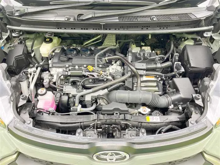 Toyota Sienta 2022 — миниатюра 2