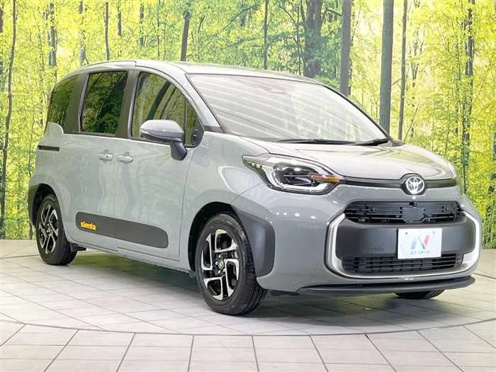 Toyota Sienta 2022 — миниатюра 5