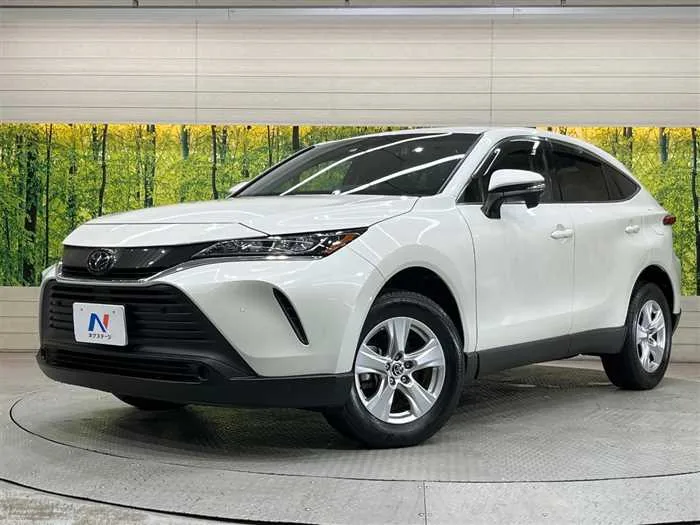 Toyota Harrier 2022 — фото 1, купить с доставкой в Москву