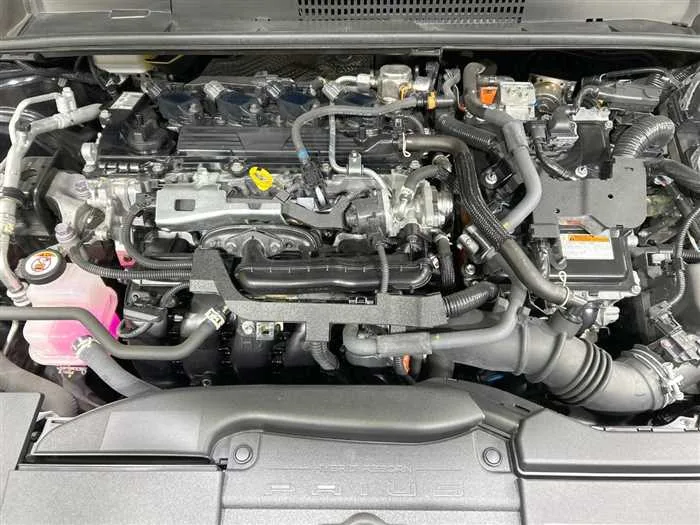 Toyota Prius 2023 — миниатюра 2