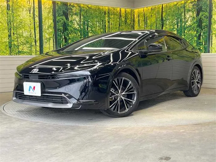 Toyota Prius 2024 — фото 1, купить с доставкой в Москву