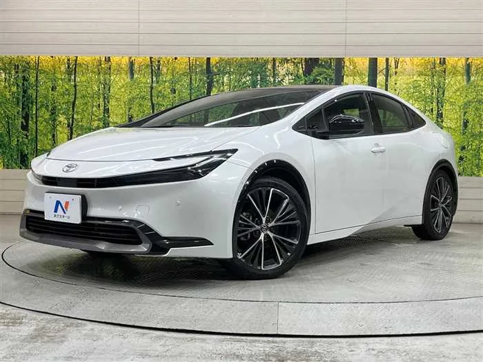 Toyota Prius 2025 — фото 1, купить с доставкой в Москву