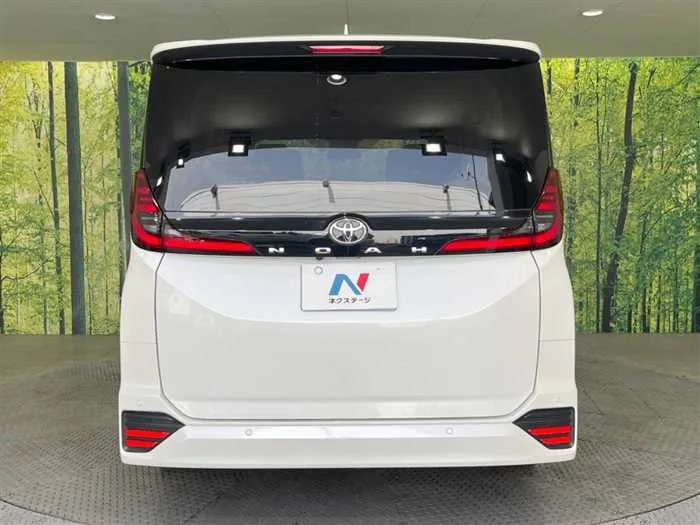 Toyota Noah 2022 — миниатюра 5