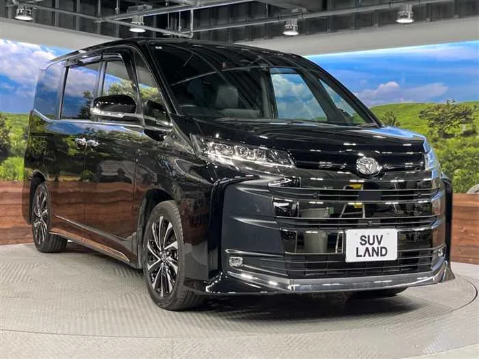 Toyota Noah 2022 — миниатюра 5