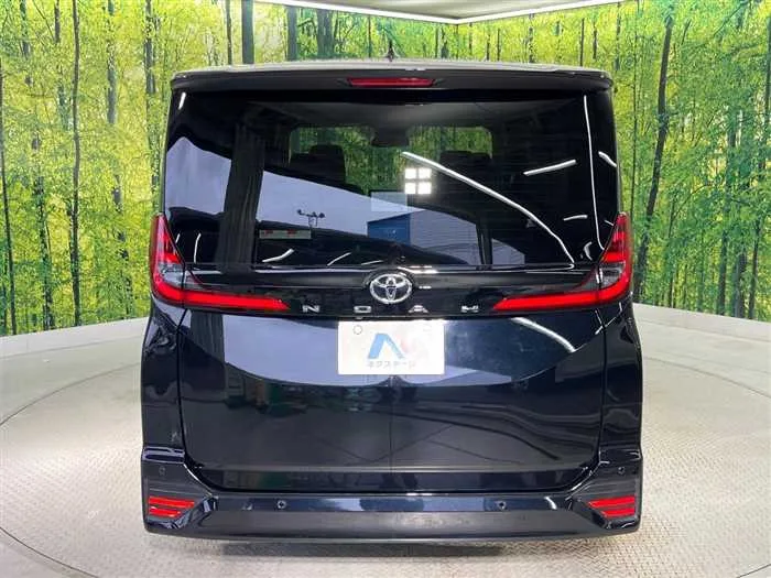 Toyota Noah 2025 — миниатюра 3