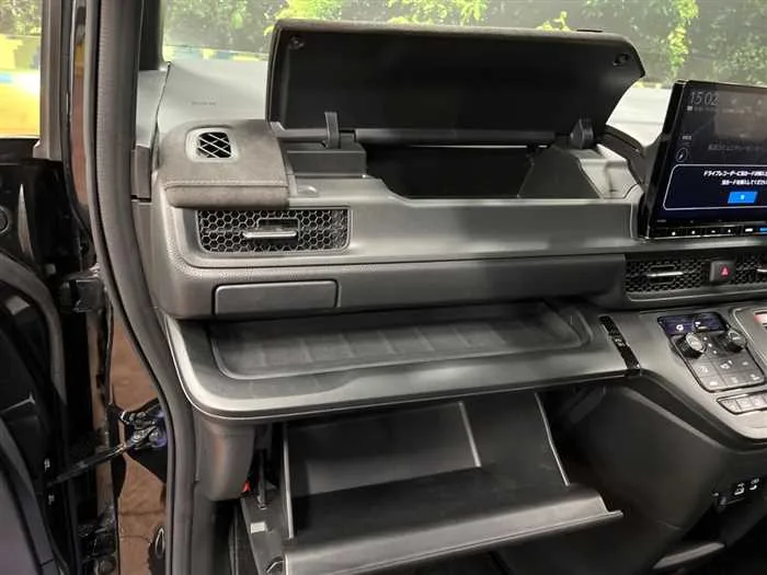 Honda Step WGN 2023 — миниатюра 2