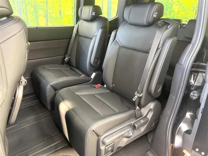 Honda Step WGN 2025 — миниатюра 2
