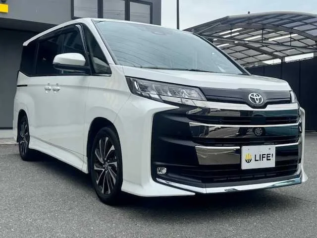 Toyota Noah 2023 — миниатюра 4