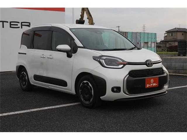 Toyota Sienta 2022 — миниатюра 3